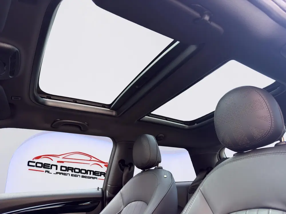 Mini John Cooper Works 2.0 John Cooper Works F1 JCW Pack uit 2022, foto 10