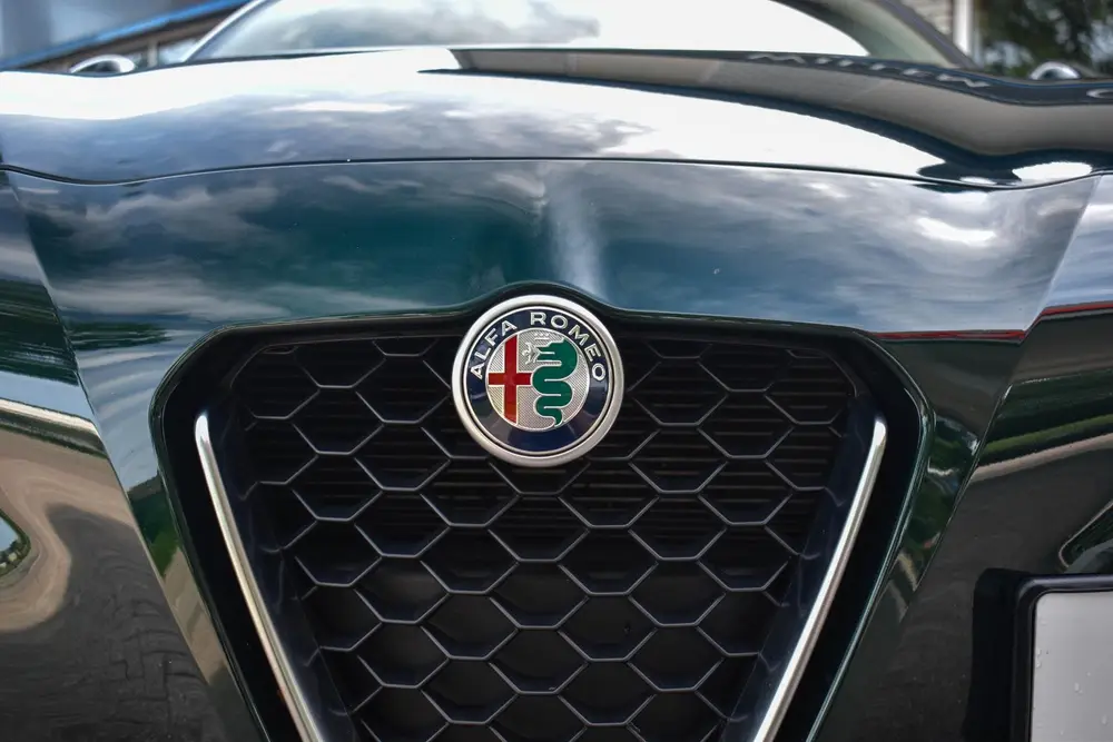 Alfa Romeo Giulia 2.2 TI Verde Visconti Leder Carplay Stoelv uit 2021, foto 11