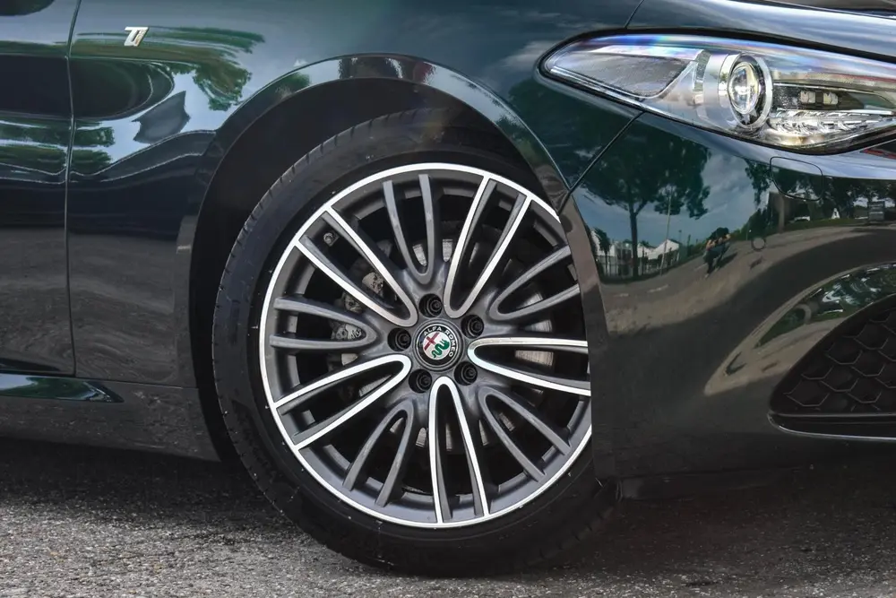 Alfa Romeo Giulia 2.2 TI Verde Visconti Leder Carplay Stoelv uit 2021, foto 7