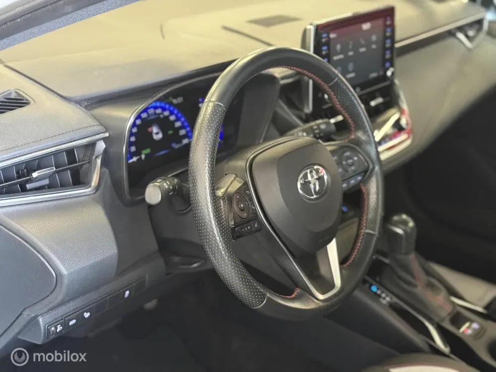 Toyota Corolla 2.0 Hybrid GR-Sport Plus PANO uit 2020, foto 10