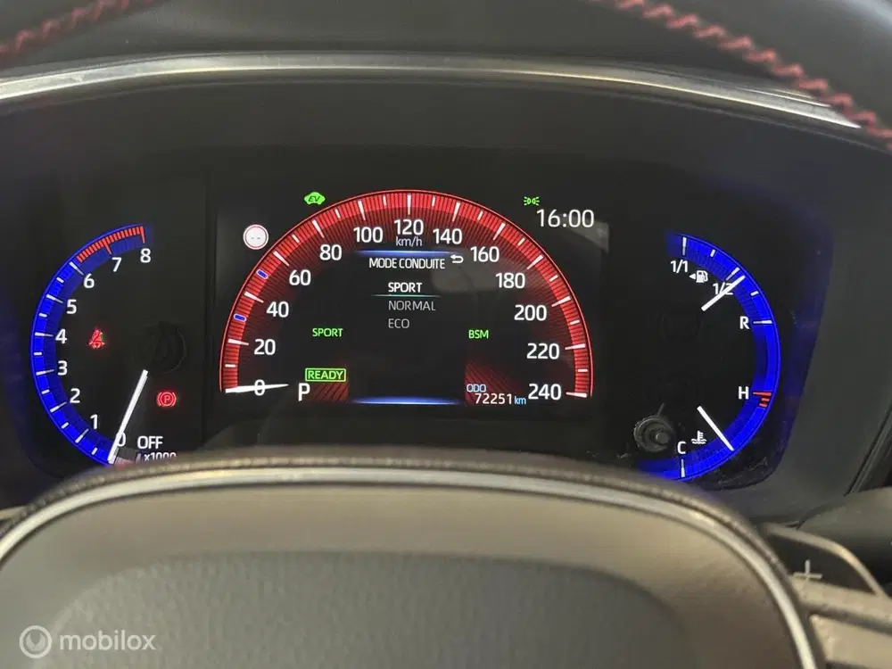 Toyota Corolla 2.0 Hybrid GR-Sport Plus PANO uit 2020, foto 14