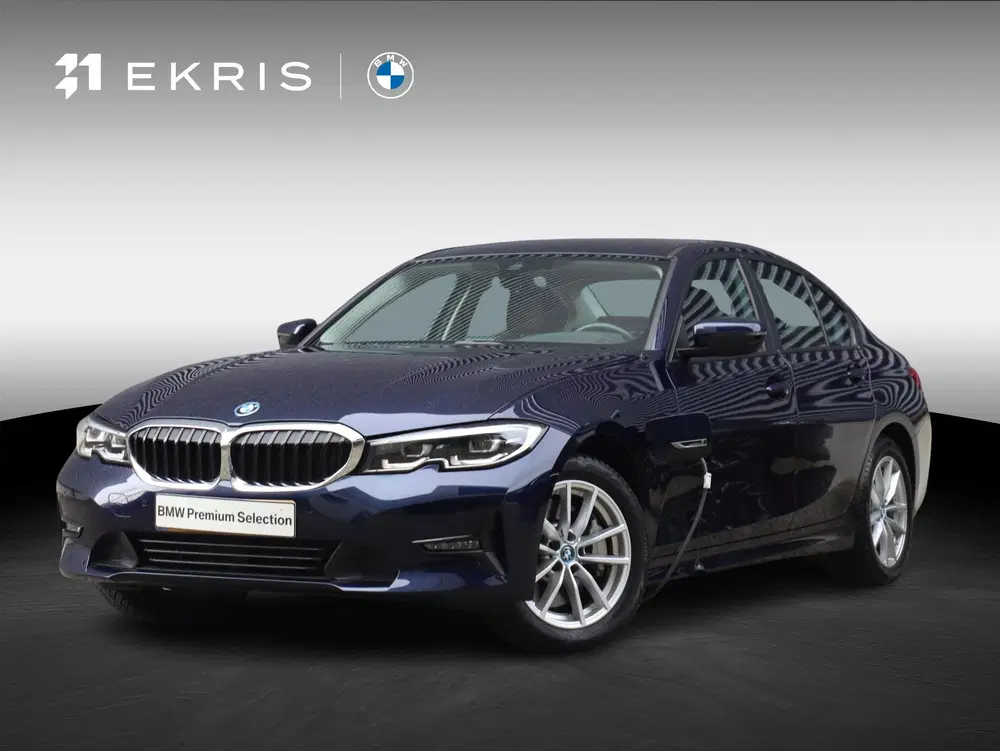 BMW 3-serie 330e xDrive uit 2022
