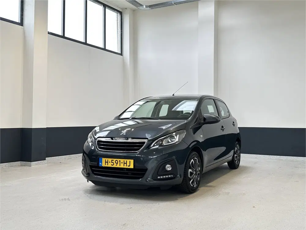 Peugeot 108 1.0 e-VTi Active uit 2020, foto 2