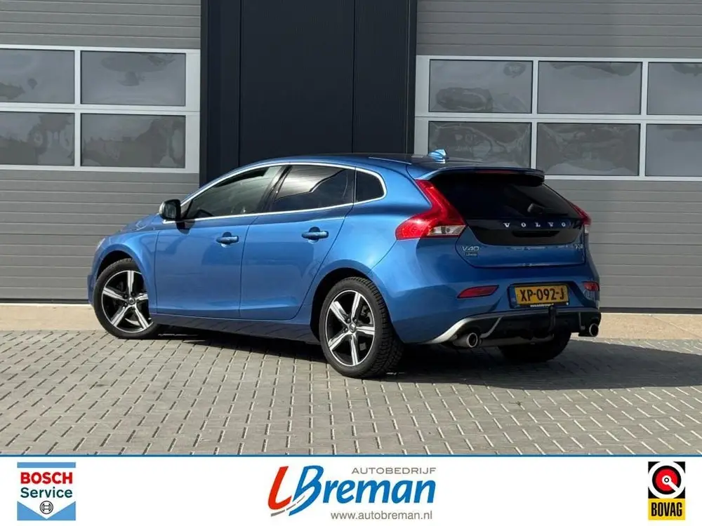 Volvo V40 1.5 T3 POLAR+ SPORT R-Design Standkachel Panodak T uit 2019, foto 5