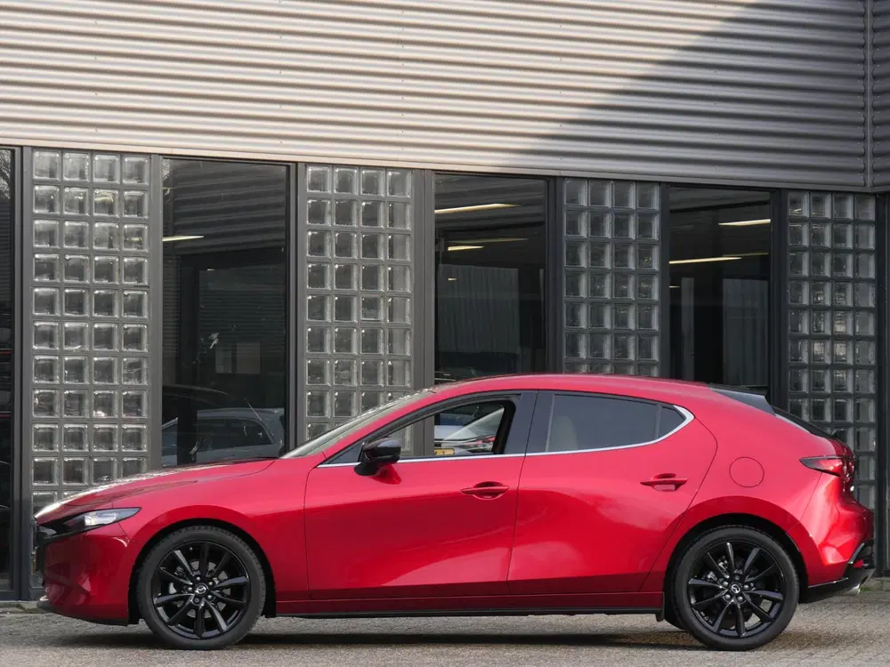 Mazda 3 2.0 150PK SPORTIVE uit 2022, foto 3