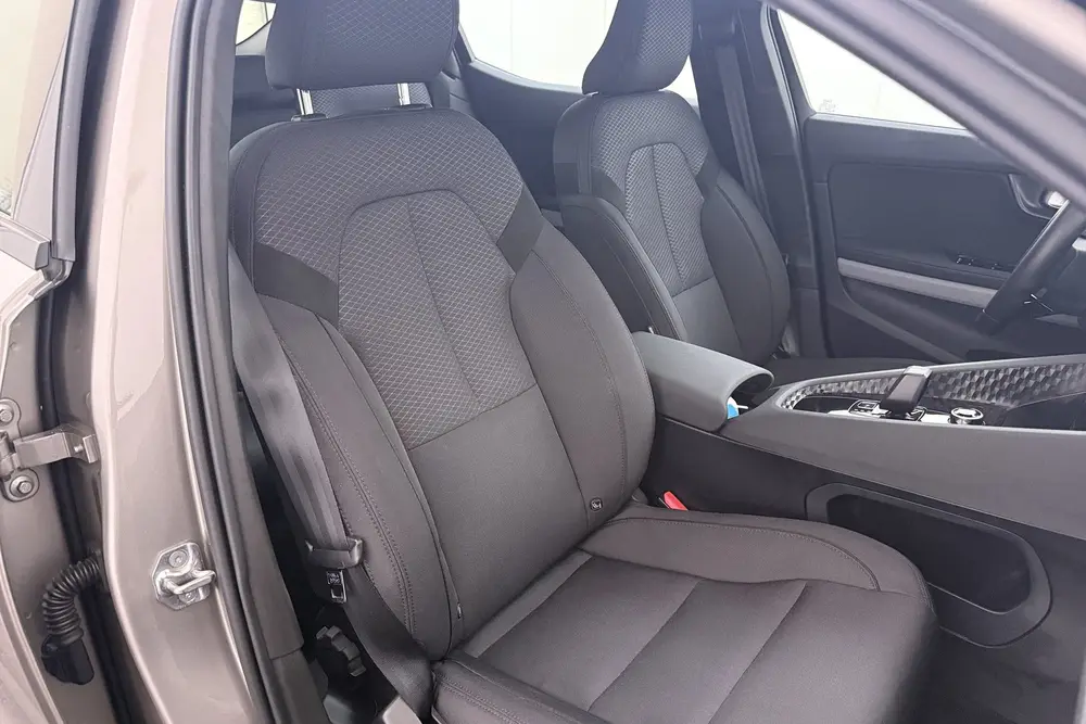 Polestar 2 Long Range 78 kWh (94%SOH) Memory Camera 19'LMV L uit 2022, foto 16