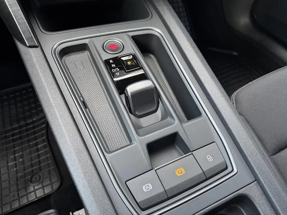 Cupra Formentor 1.5 TSI 150pk DSG Sfeerverlichting Camera uit 2022, foto 12