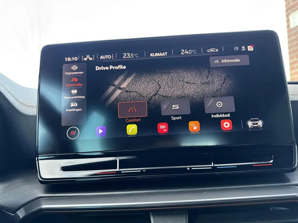 Cupra Formentor 1.5 TSI 150pk DSG Sfeerverlichting Camera uit 2022, foto 16
