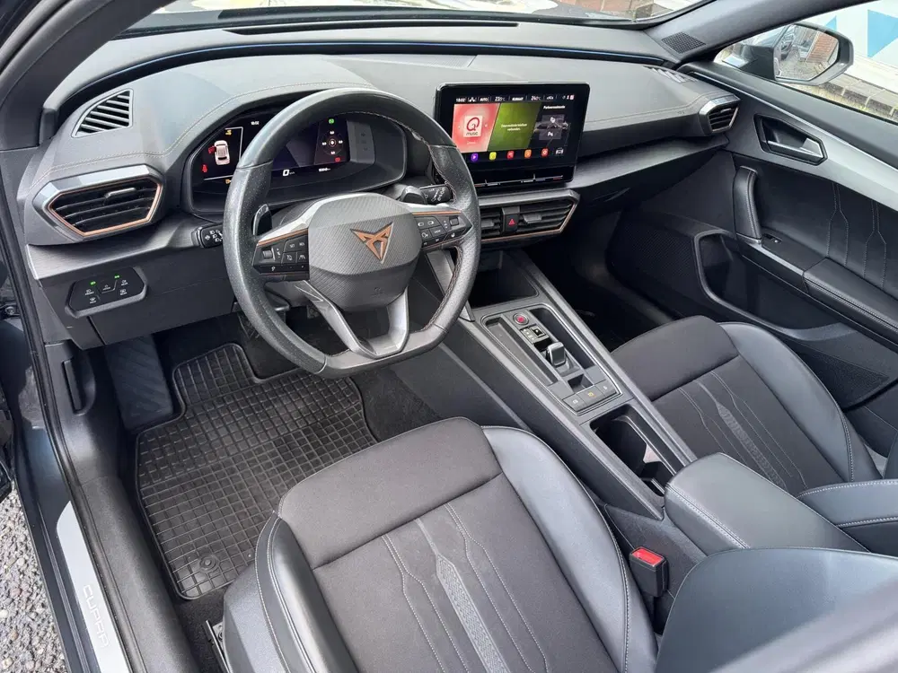 Cupra Formentor 1.5 TSI 150pk DSG Sfeerverlichting Camera uit 2022, foto 3