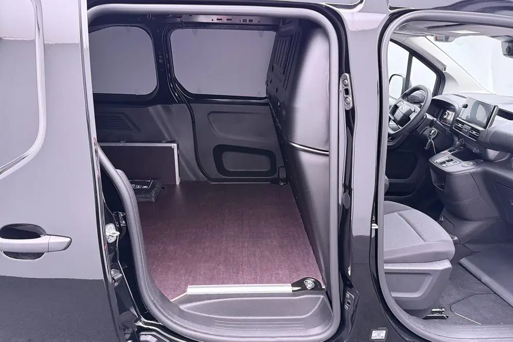 Opel Combo 136 L1 50kWh Camera uit 2026, foto 8