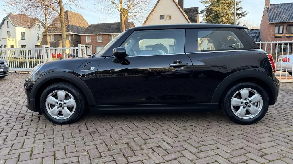 Mini One 1.5 One Pepper uit 2021, foto 2