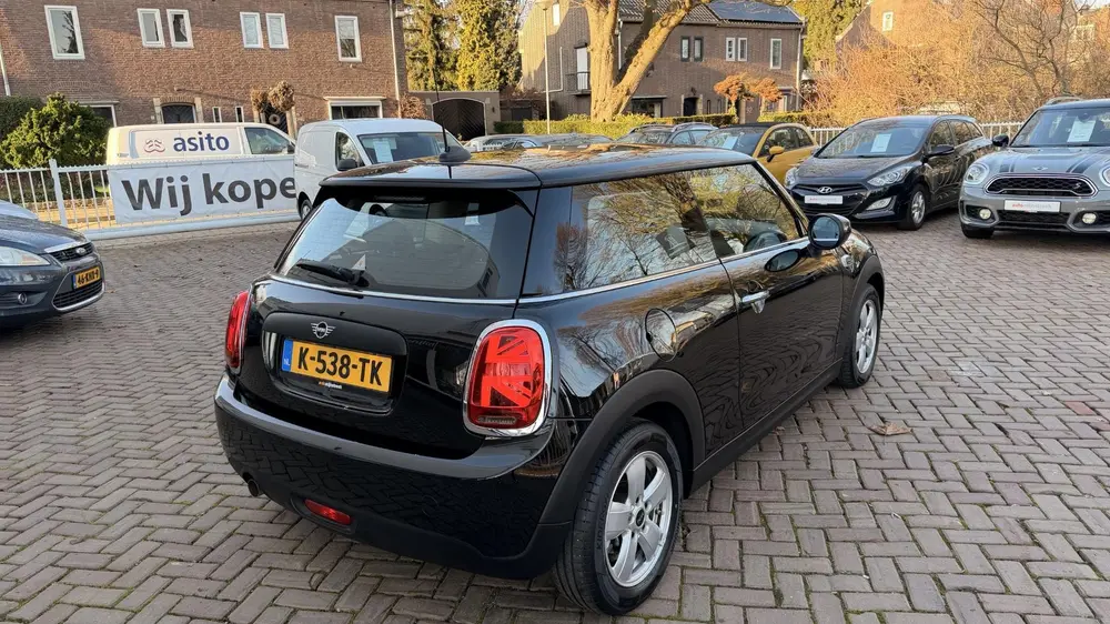 Mini One 1.5 One Pepper uit 2021, foto 7