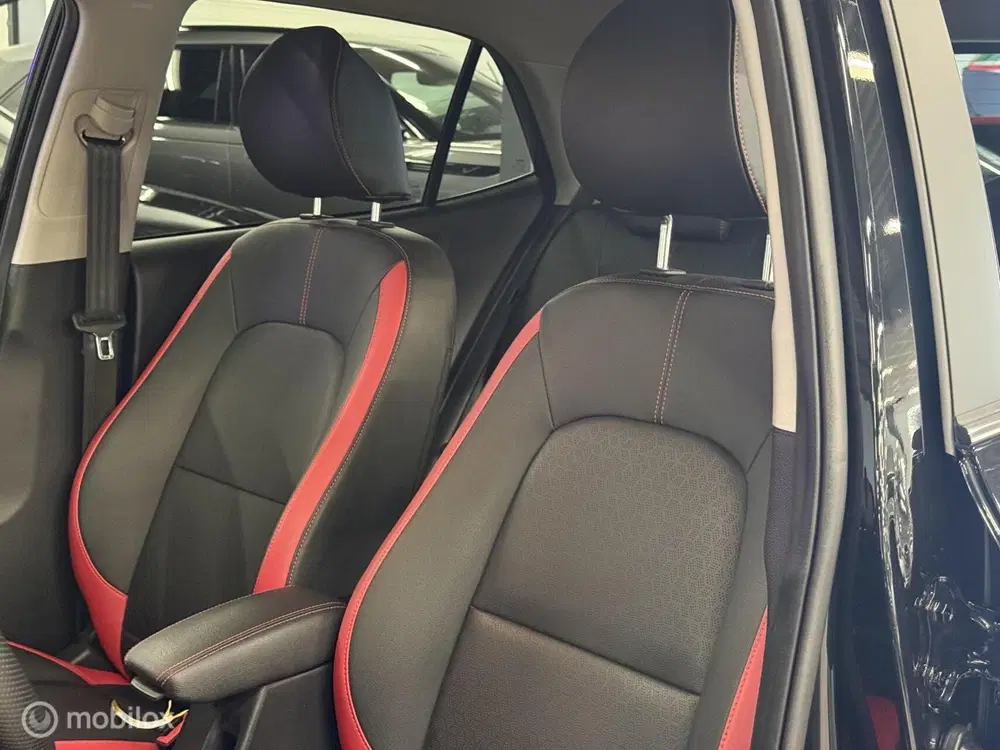 Kia Picanto 1.2 GT Line LED uit 2022, foto 12