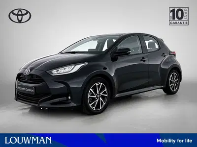 Toyota Yaris 1.5 Hybrid 115 Business Plus uit 2022