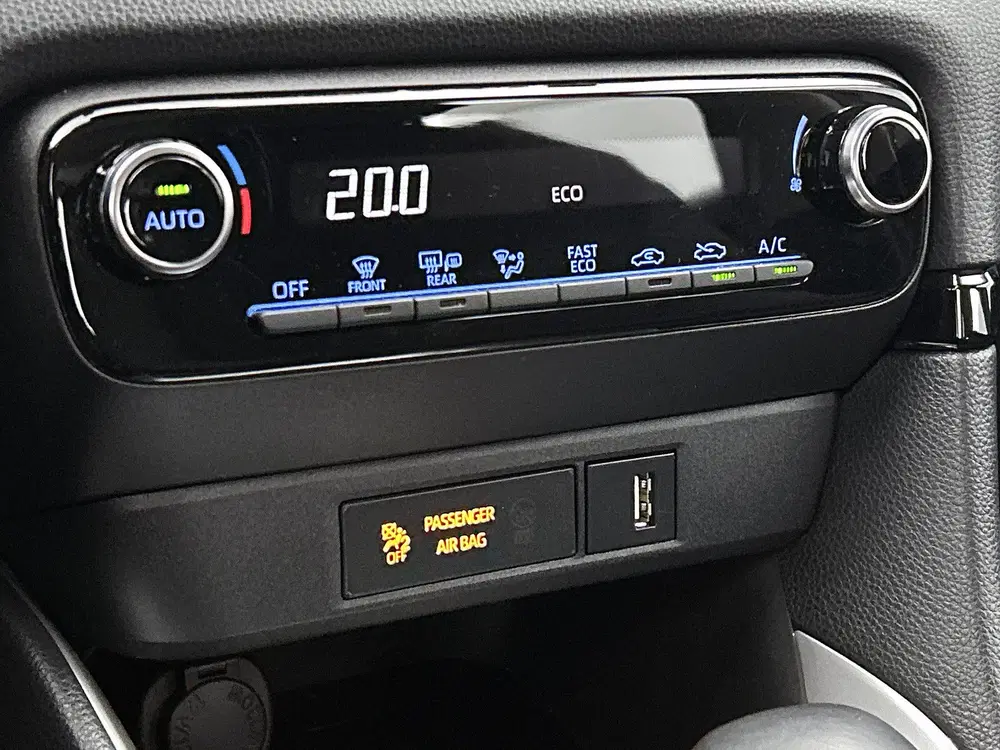 Toyota Yaris 1.5 Hybrid 115 Business Plus uit 2022, foto 10