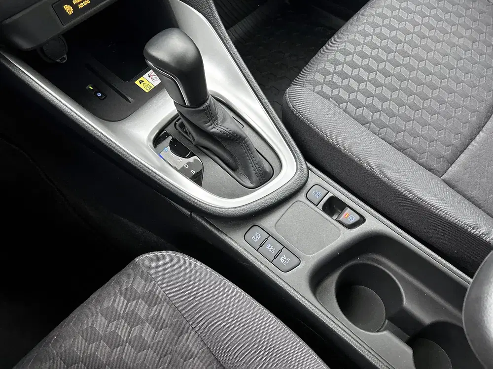 Toyota Yaris 1.5 Hybrid 115 Business Plus uit 2022, foto 11