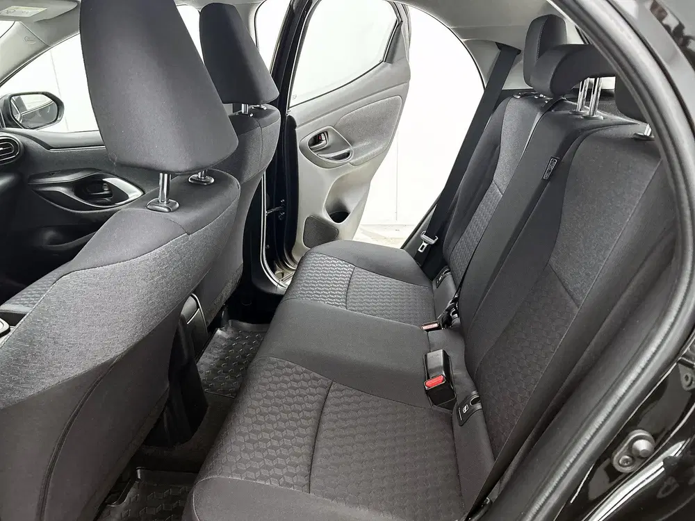 Toyota Yaris 1.5 Hybrid 115 Business Plus uit 2022, foto 17