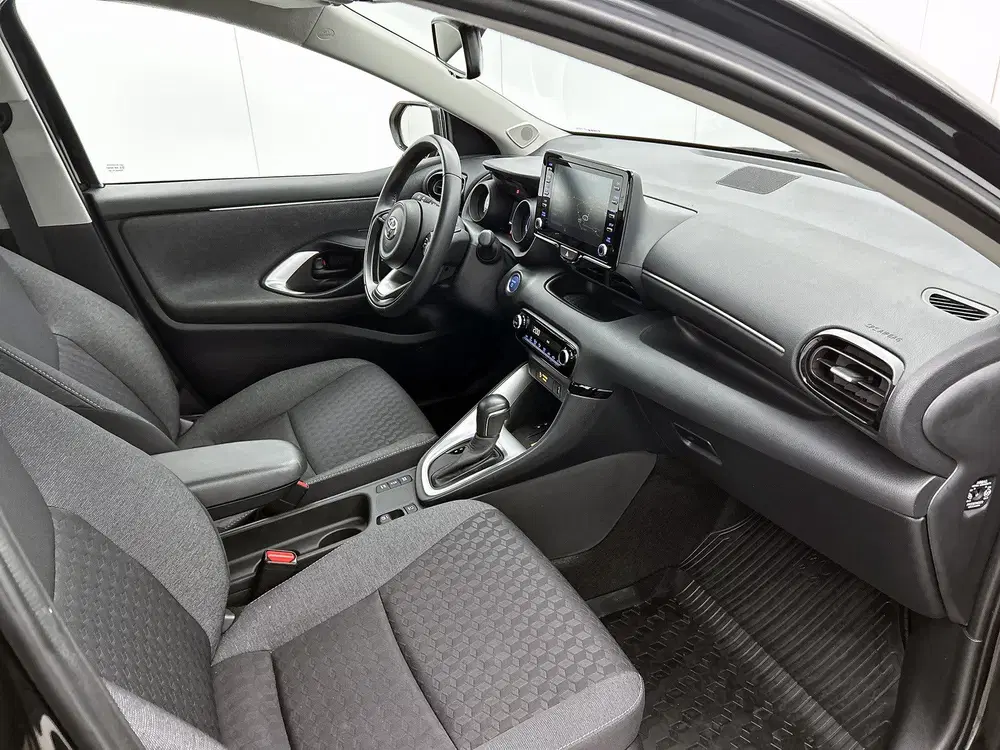 Toyota Yaris 1.5 Hybrid 115 Business Plus uit 2022, foto 6