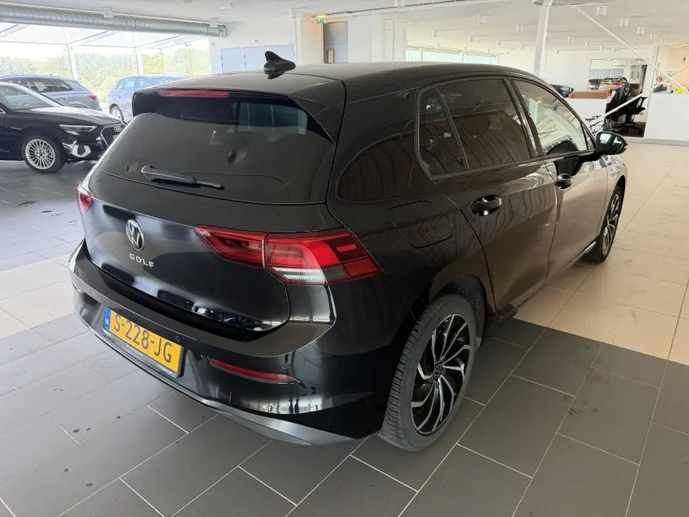 Volkswagen Golf 1.0 TSI Life (bj 2023) uit 2023, foto 3