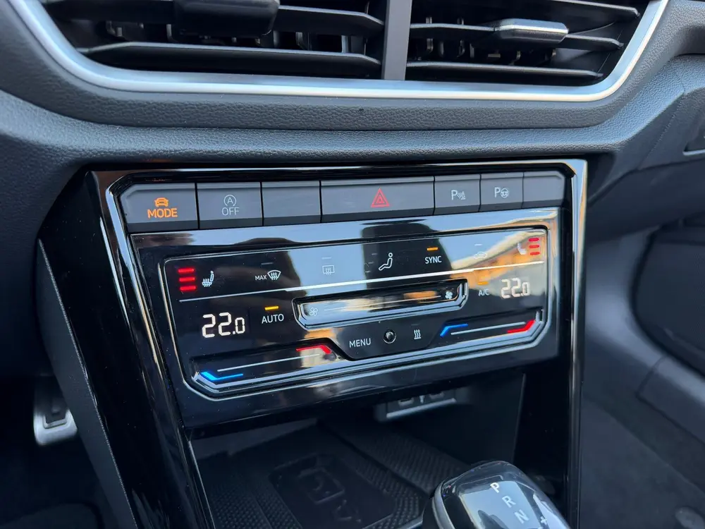 Volkswagen T-Roc Cabrio 1.5 TSI R-Line ACC|Beats-Audio|IQ-Li uit 2022, foto 19