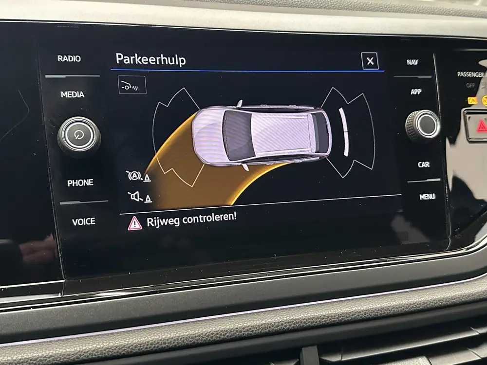 Volkswagen Taigo 1.0 TSI R-LINE EDITION VIRTUAL COCKPIT STOE uit 2023, foto 20
