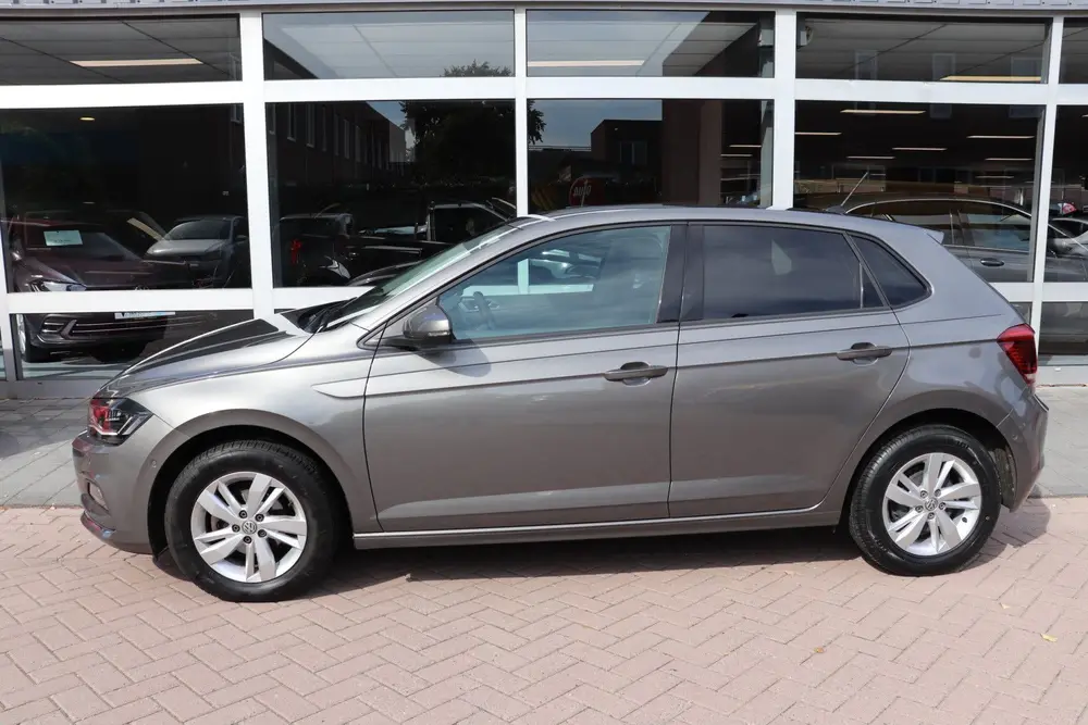 Volkswagen Polo 1.0 TSI Highline Automaat. Trekhaak, navigat uit 2021, foto 2