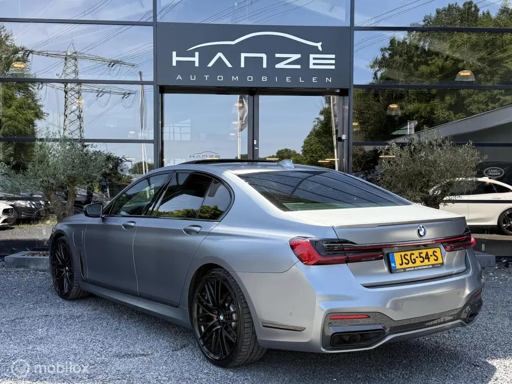 BMW 7-serie 745e High Executive uit 2020, foto 10