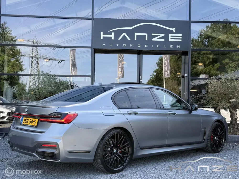 BMW 7-serie 745e High Executive uit 2020, foto 3