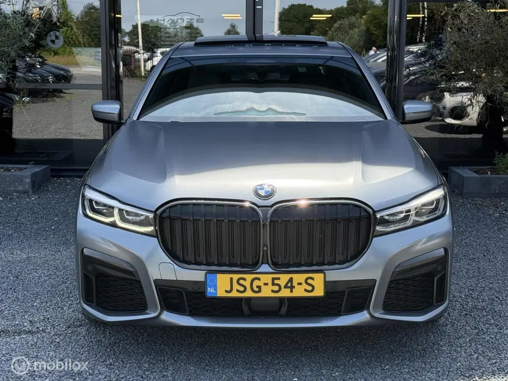 BMW 7-serie 745e High Executive uit 2020, foto 8