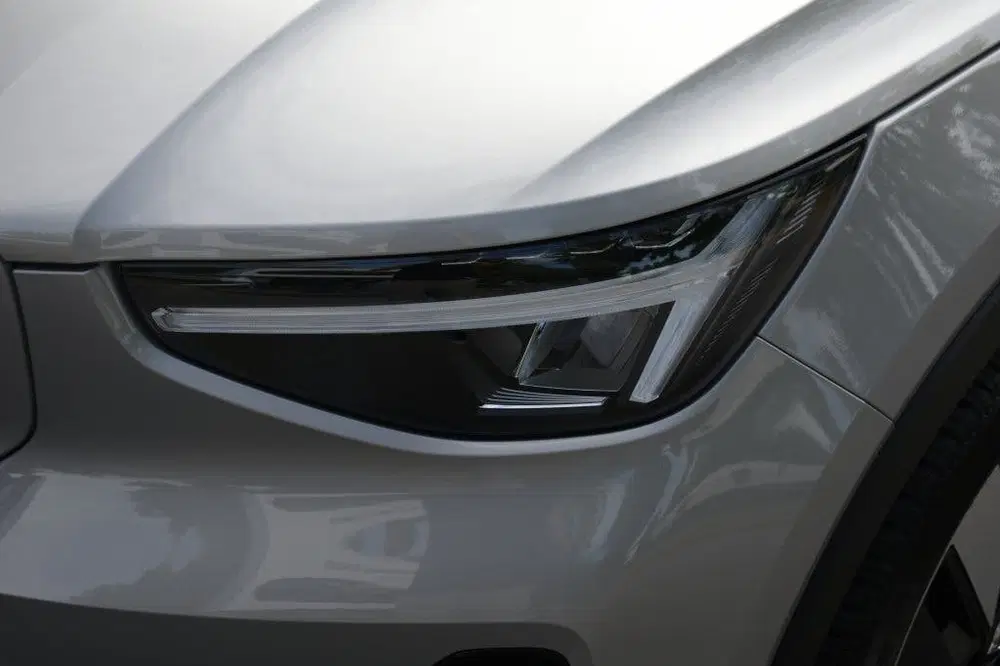 Volvo EX40 Extended Range Plus 252Pk uit 2025, foto 9