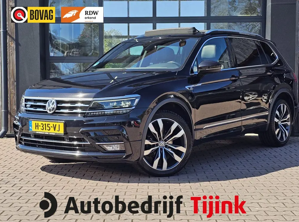Volkswagen Tiguan Allspace 1.5 TSI Highline Business R-line uit 2020