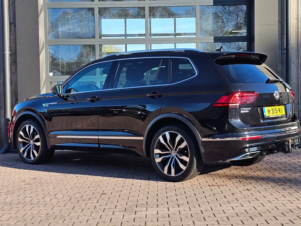 Volkswagen Tiguan Allspace 1.5 TSI Highline Business R-line uit 2020, foto 5