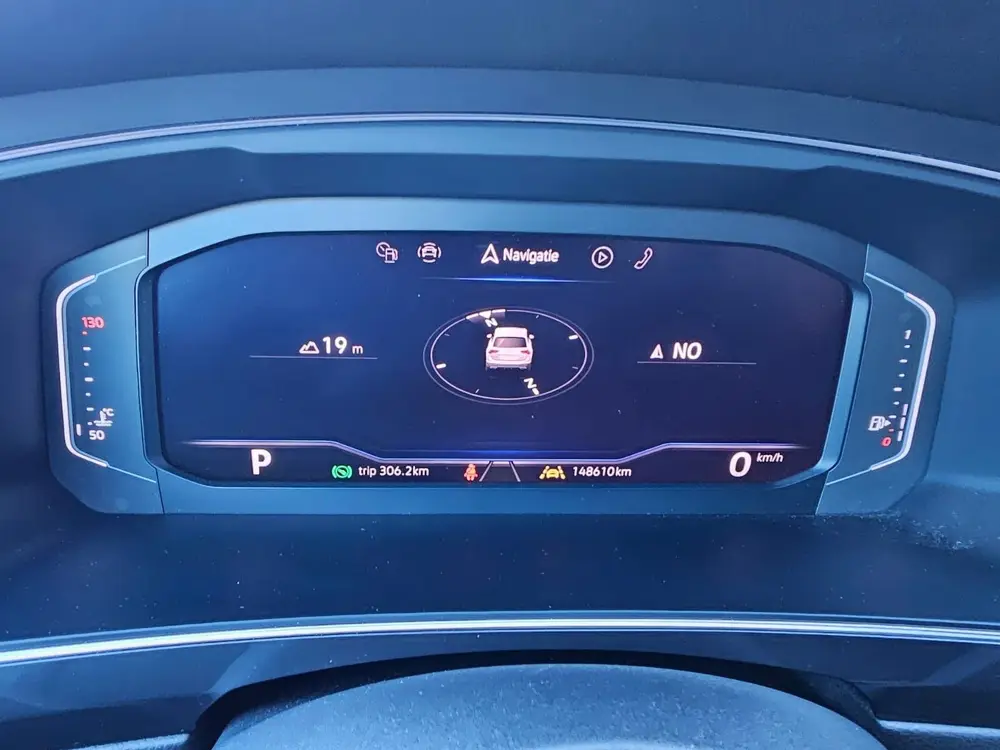Volkswagen Tiguan Allspace 1.5 TSI Highline Business R-line uit 2020, foto 8