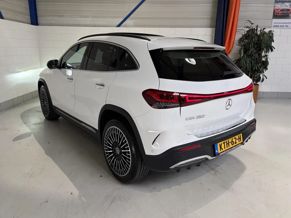 Mercedes-Benz EQA 250 190pk Edition 1 AMG-Line uit 2021, foto 7
