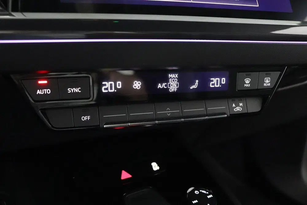 Audi Q4 e-tron 35 Launch edition 55 kWh uit 2021, foto 12