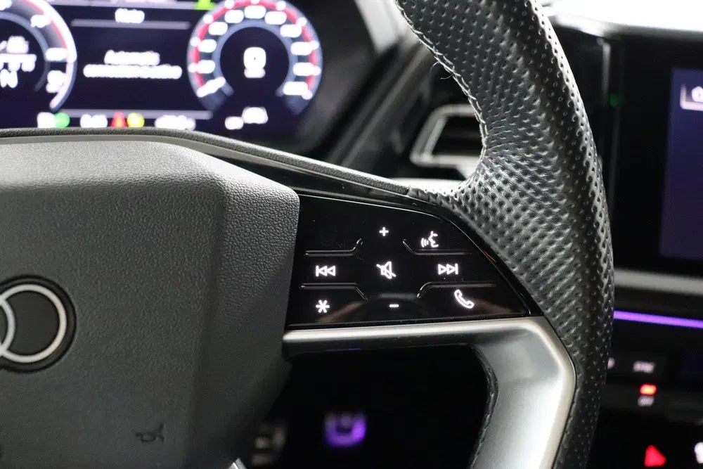 Audi Q4 e-tron 35 Launch edition 55 kWh uit 2021, foto 19
