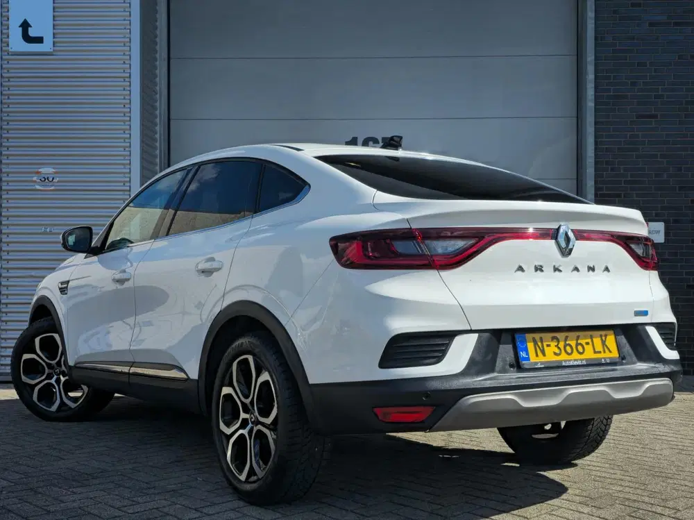 Renault Arkana 1.6 E-Tech Hybrid 145 Intens uit 2021, foto 3