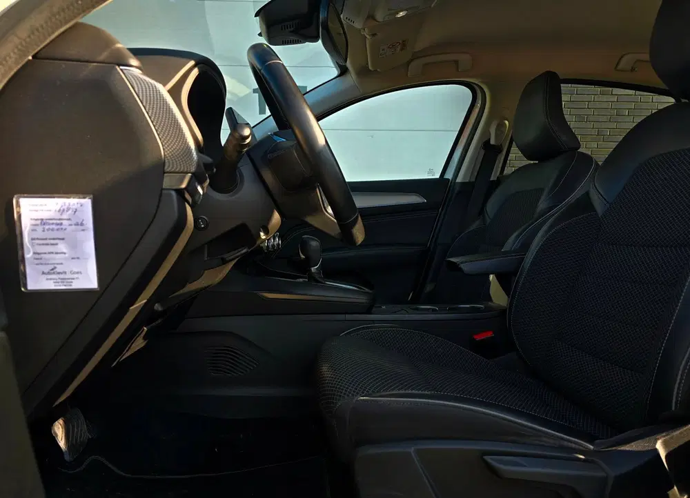 Renault Arkana 1.6 E-Tech Hybrid 145 Intens uit 2021, foto 5