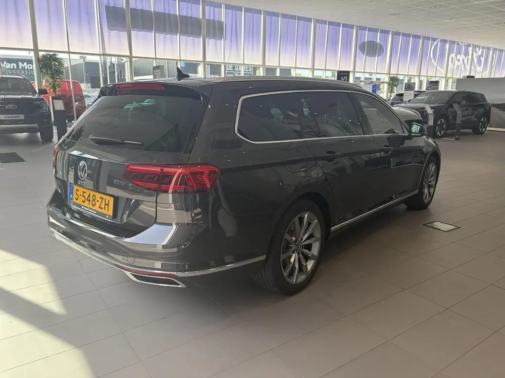 Volkswagen Passat Variant 1.4 TSI PHEV GTE Business uit 2023, foto 5