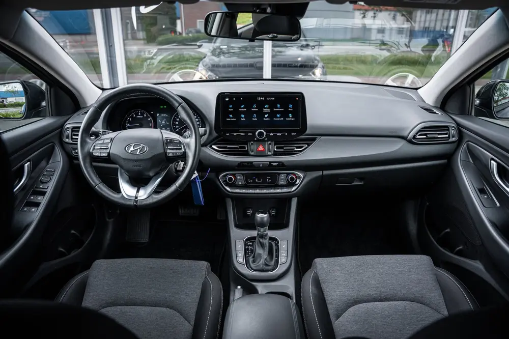 Hyundai i30 1.0 T-GDi MHEV Comfort uit 2023, foto 3