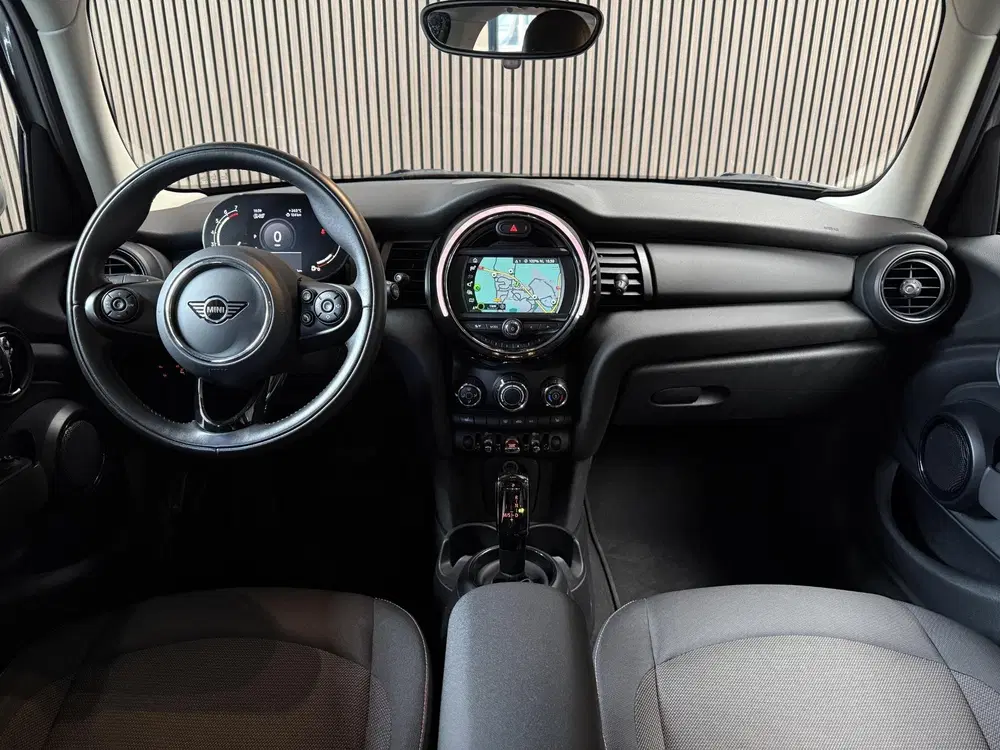 Mini Overig 1.5 Business Edition Automaat uit 2021, foto 16