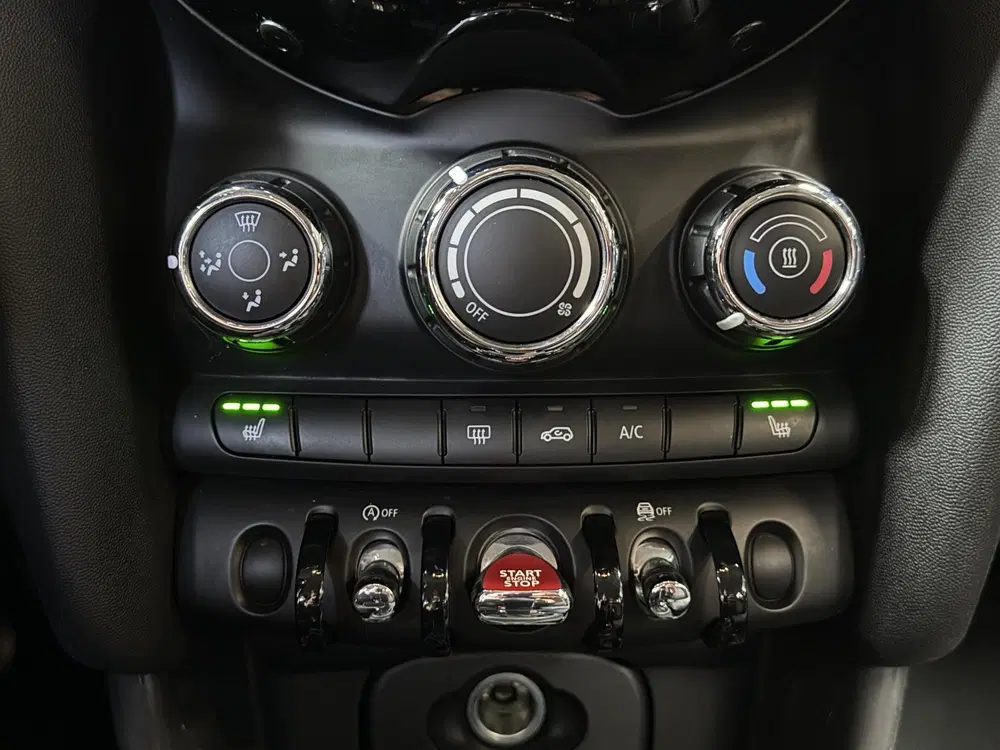 Mini Overig 1.5 Business Edition Automaat uit 2021, foto 20