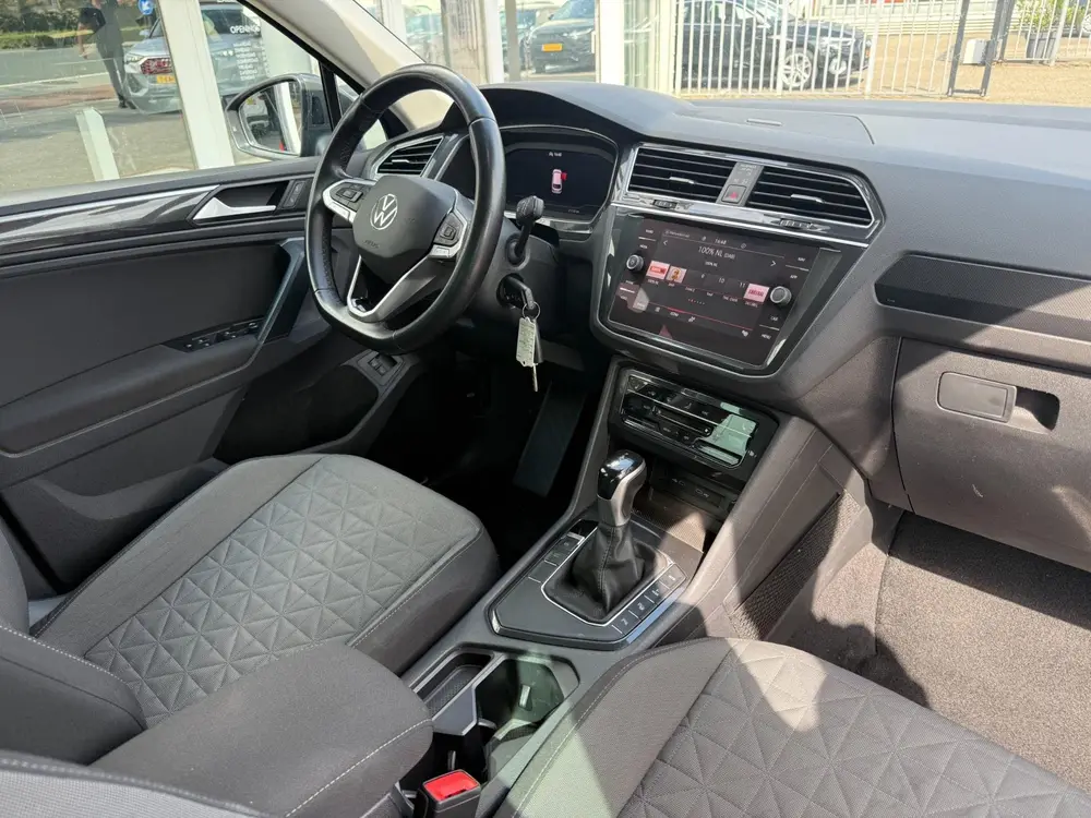 Volkswagen Tiguan 1.4 TSI eHybrid Business+ uit 2021, foto 10