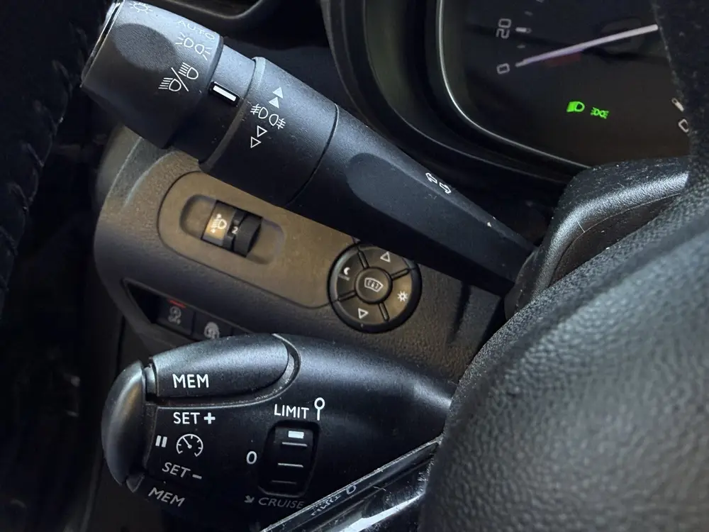 Citroën Berlingo 1.2 PureTech Shine 7p. uit 2019, foto 14