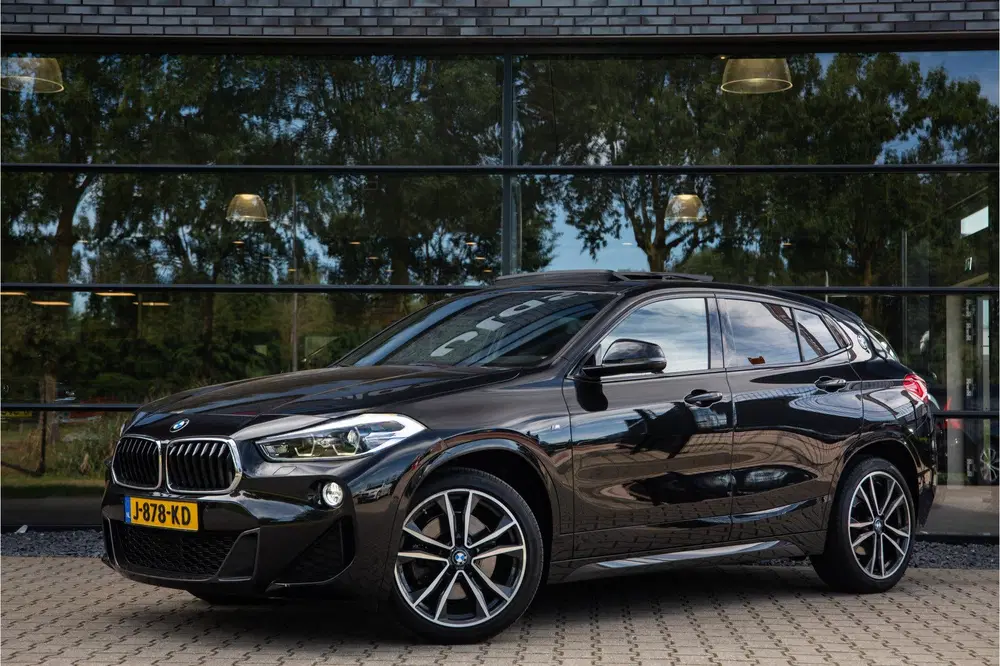 BMW X2 sDrive20i High Executive M-Sport uit 2019, foto 7
