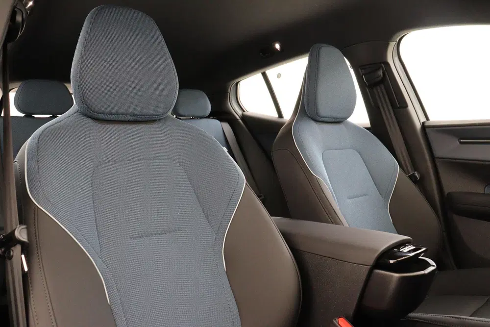 Volvo EX30 SINGLE MOTOR EXTENDED RANGE CORE 69 kWh -C uit 2026, foto 10