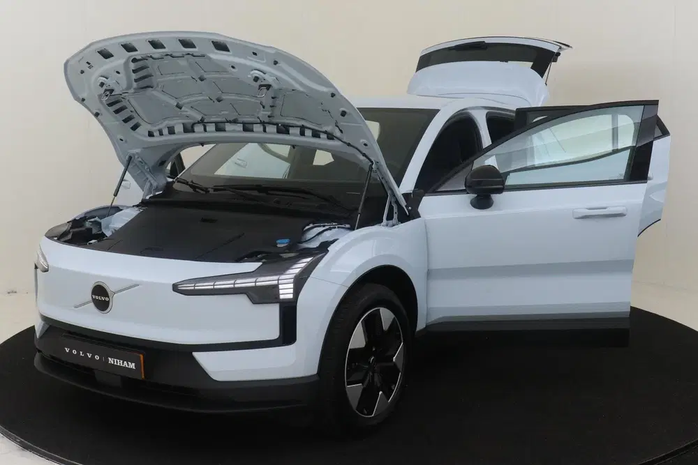 Volvo EX30 SINGLE MOTOR EXTENDED RANGE CORE 69 kWh -C uit 2026, foto 17
