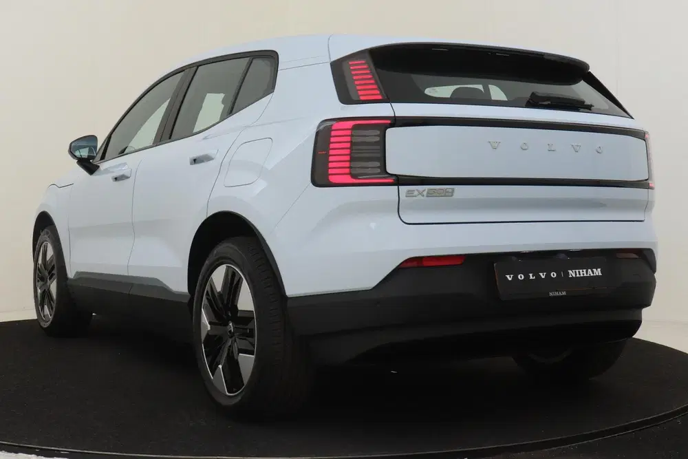 Volvo EX30 SINGLE MOTOR EXTENDED RANGE CORE 69 kWh -C uit 2026, foto 5