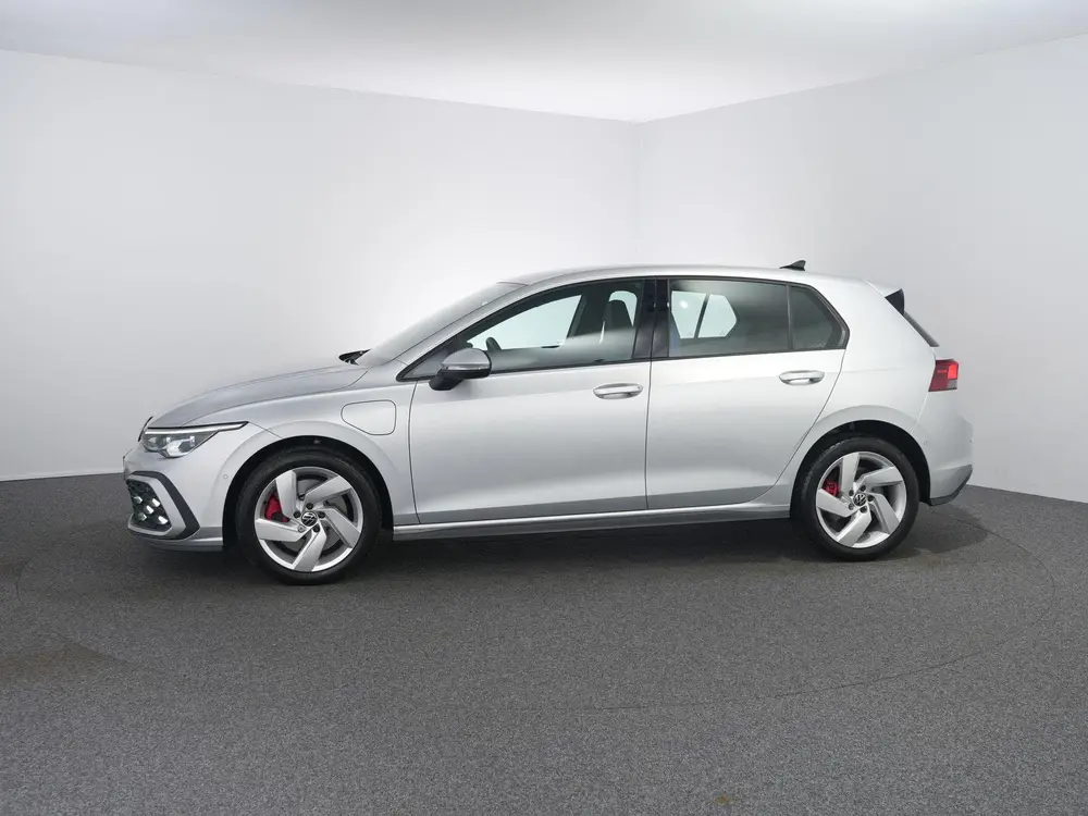 Volkswagen Golf 1.4 eHybrid GTE | SOH 96.4 % | Mist lampen | uit 2022, foto 14