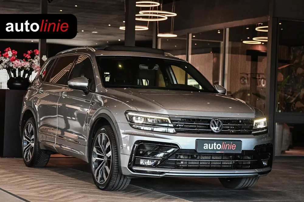 Volkswagen Tiguan Allspace 1.5 TSI R-Line, 7 persoons, Pano uit 2020